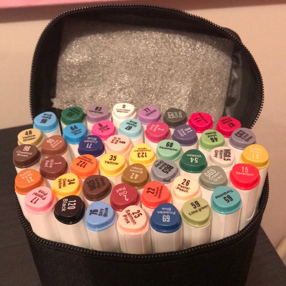 Alcohol Ink Marker Set w Carry Bag 44 + 1 Blender